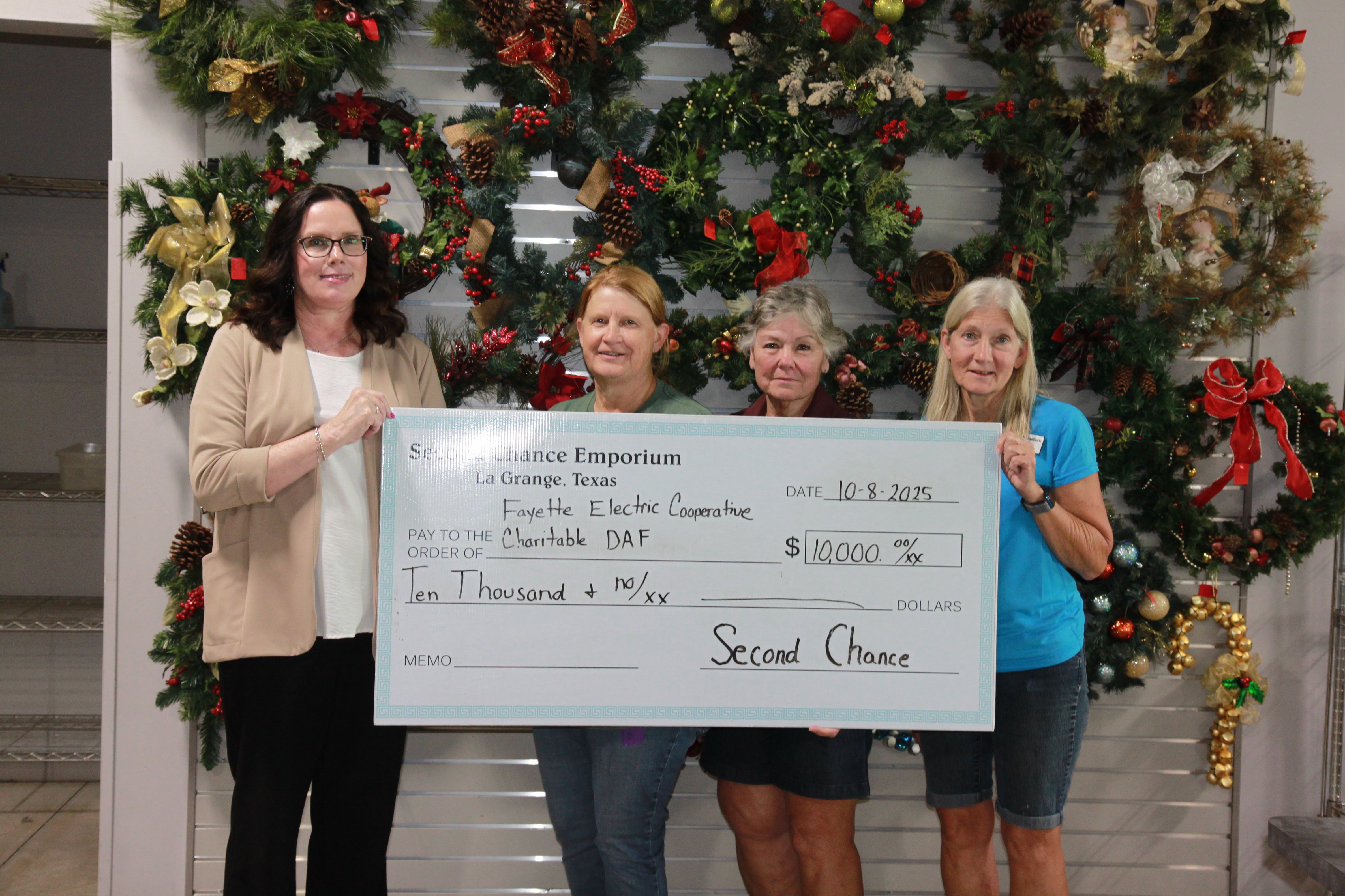 Fayette Electric Cooperative Charitable Fund Receives Grant  from Second Chance Emporium