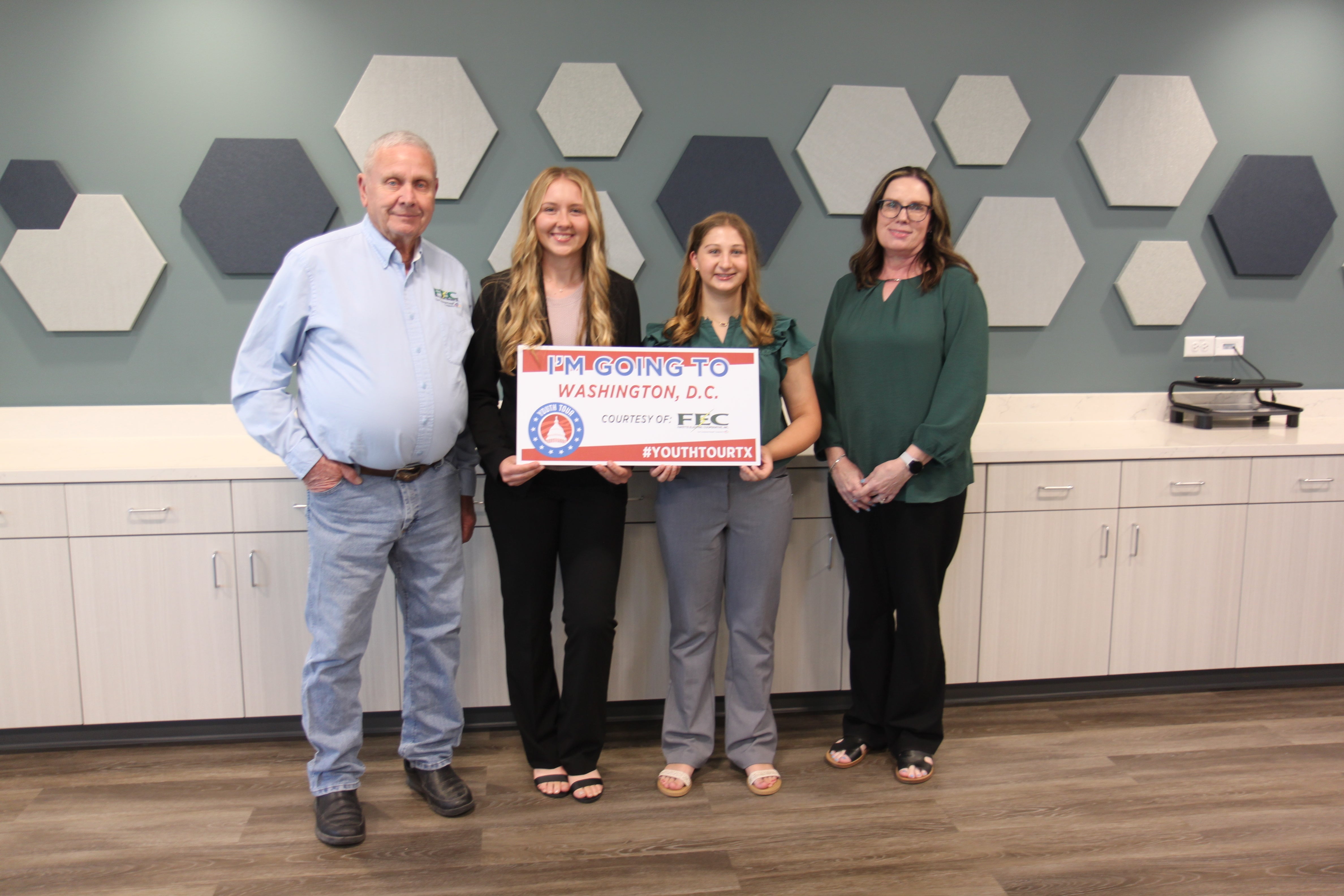 Youth Tour Opens Doors for Fayette EC Students