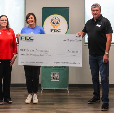 Fayette Electric Cooperative Awards Community Reinvestment Grant to Senior Connections
